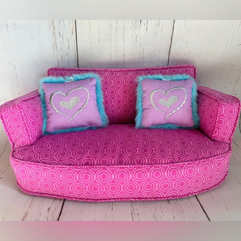 American Girl RETIRED Comfy Couch